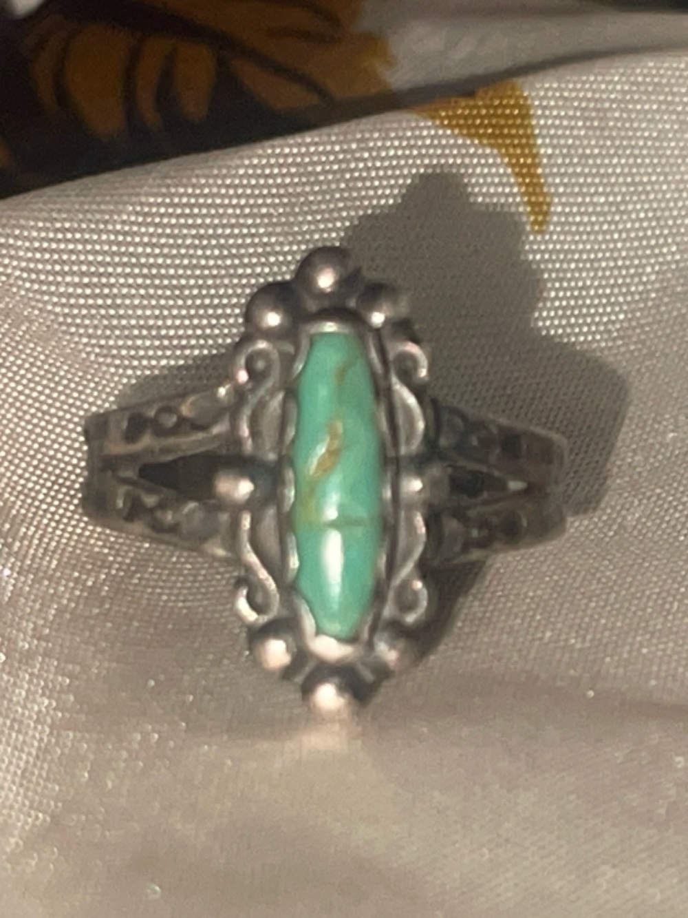 Sterling Silver green Turquoise Ring vintage embossed detailed